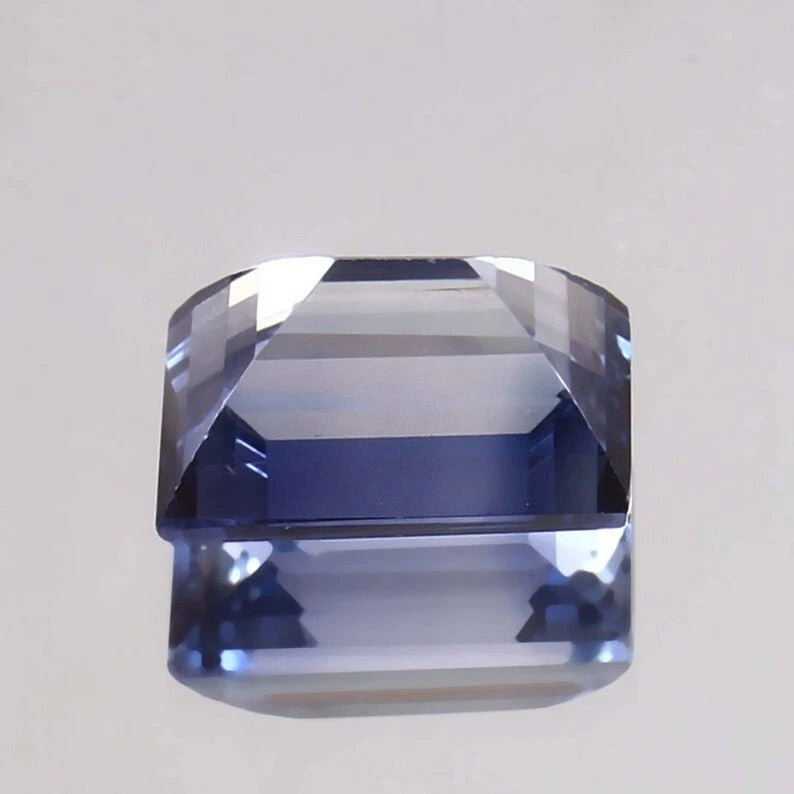 Ceylon Blue Sapphire – Baguette Cut gemstone on a light gray background