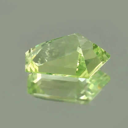 Chrysoberyl green