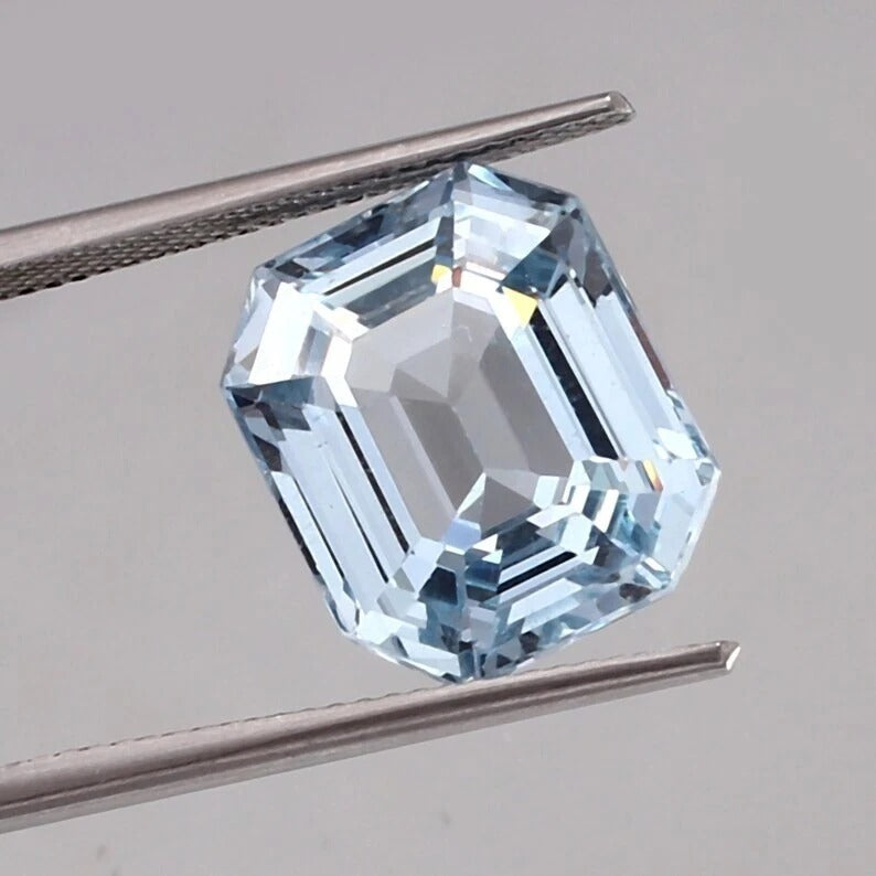 9.40 Ct Aquamarine – AAA Emerald Cut Brazilian Gem